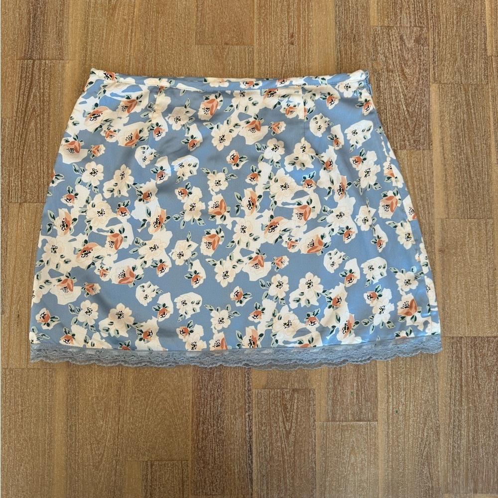 More To Come Blue Flowered Skirt Small